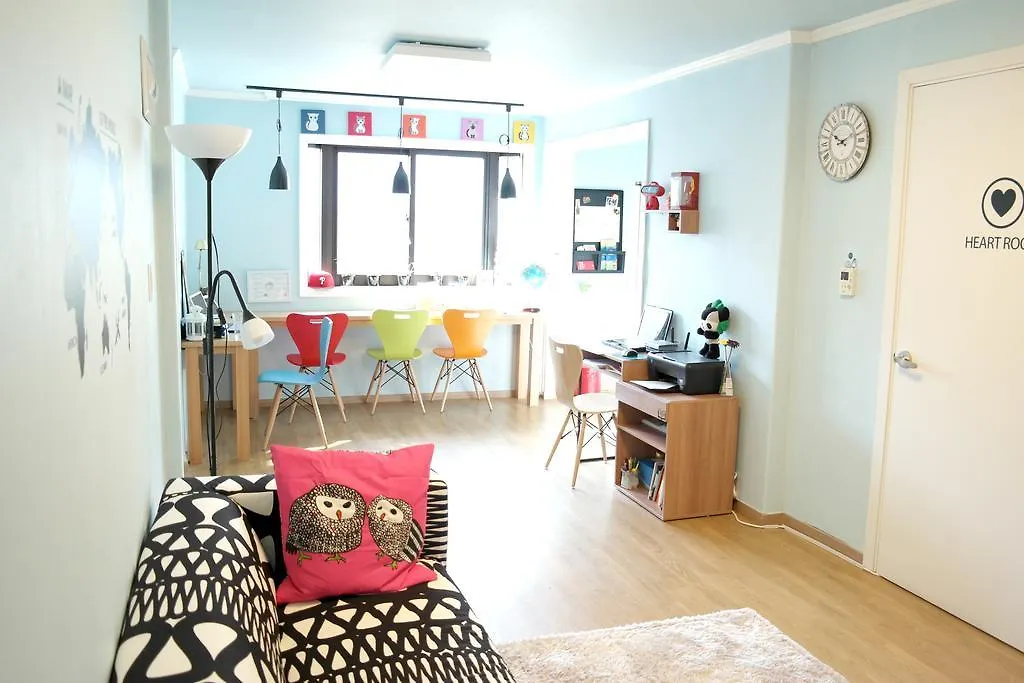 Triangel Guesthouse Szöul 2*,